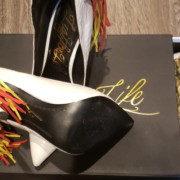 Lust for Life - Picture 2 of 4